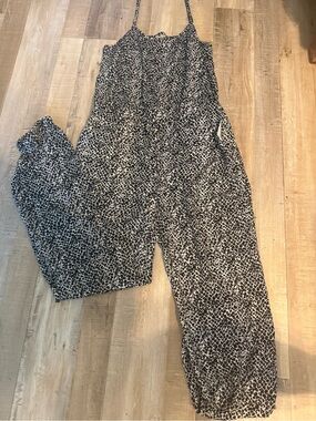 Banana Republic Black & White Printed Spaghetti-Strap Jumpsuit